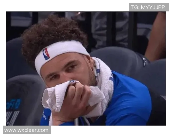 克莱汤普森：勇士队的三分射手与坚韧精神的象征